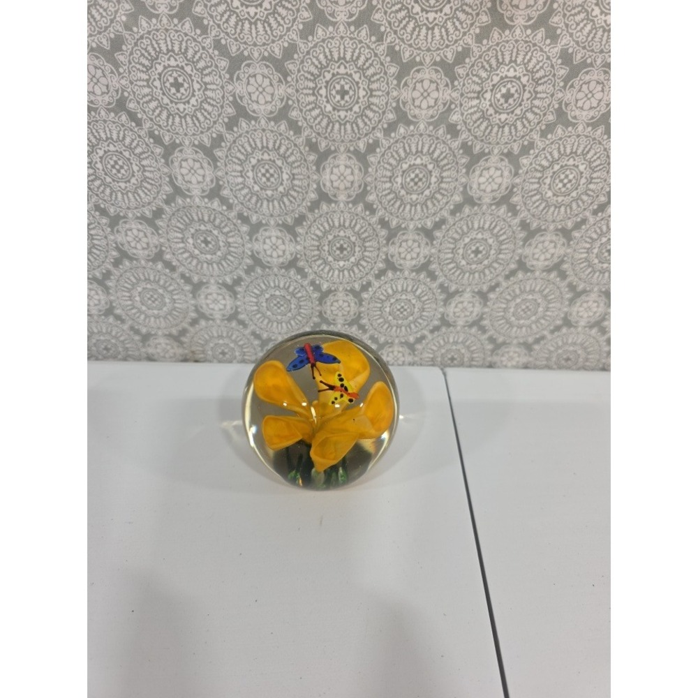 Art Glass Paperweight Yellow Flower Blue Butterfly Desk Decor Office‎